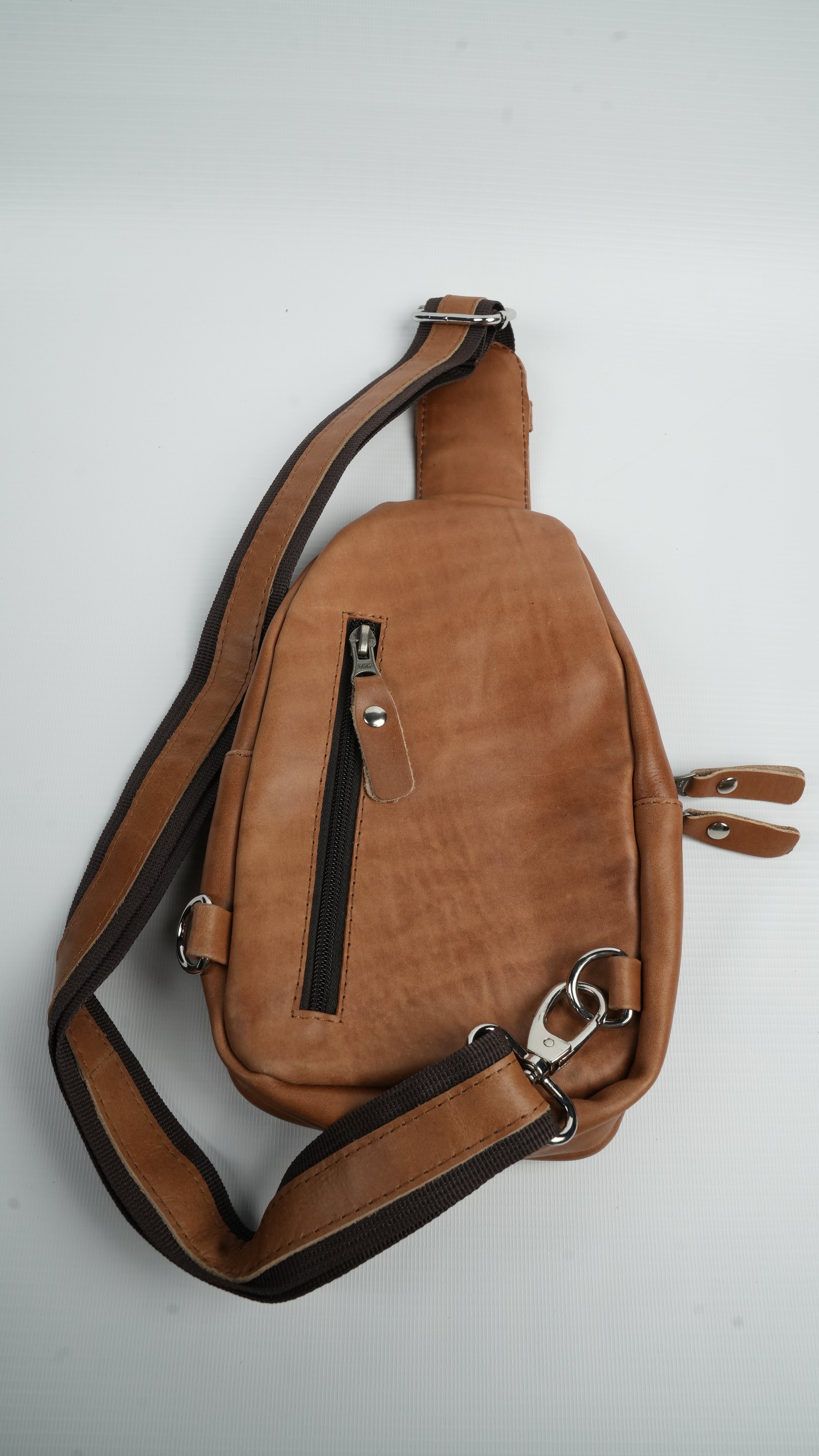 Waist bag (cow Leather)